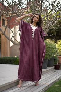 2025 Vente chaude Broderie Robes Islamiques Dame Femmes Élégantes Caftan Abaya Musulman Dubaï Robes Abaya - Product Image 4