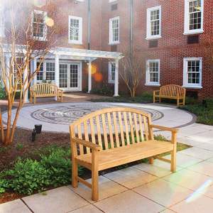 Bancs de jardin d'extérieur en bois de teck massif au design moderne Bancs de meubles de série pour applications de parc - Product Image 1