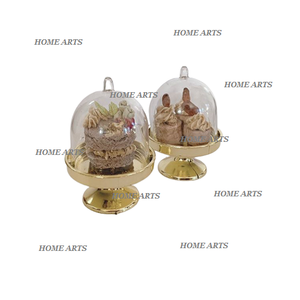 Support de service de gâteau couleur or en laiton avec dôme en verre support de service de forme ronde fait main avec dôme pour une utilisation d'hôtel - Product Image 3