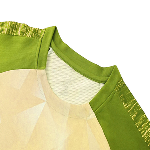 Uniformes de football pour hommes élégants 100% Polyester France Maillots Ensembles de vêtements de conception différente pour les fans - Product Image 3