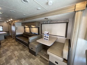 รถบ้านมือสอง ปี 2020 รุ่น Coachmen Mirada 32SS - Product Image 6