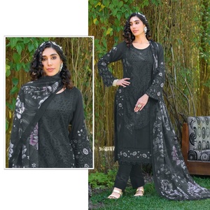 Costume de créateur pakistanais en georgette de renard lourd avec broderie élégante, parfait pour les mariages, collection de vêtements de fête - Product Image 1