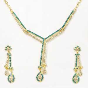 Collier plaqué or Kriaa avec pierre autrichienne Parure de bijoux 1101322 - Product Image 1