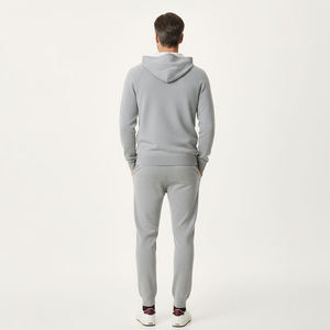 Sudadera con Capucha y Pantalones Deportivos de Punto, Personalizados, de Algodón Merino Extrafino, Suaves al Tacto - Product Image 4