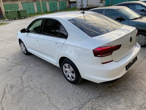 Volkswagen Polo muy limpio y asequible en venta - Product Image 2