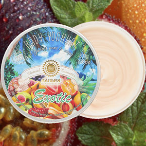 Loción de yogur corporal exótica hecha a mano con aceite de almendras, ingredientes veganos para una hidratación profunda, resplandor y piel suave y sedosa - Product Image 1