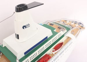 GIA NHIEN, diseño personalizado aprobado por el fabricante, artesanía de alta calidad, bajo MOQ, modelo de barco de crucero de Metal, decoración del hogar chapada - Product Image 4