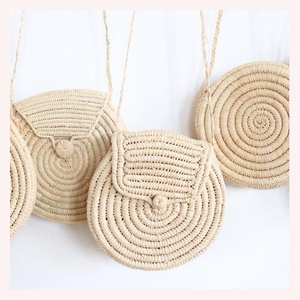 กระเป๋าถือผ้าหวายคุณภาพสูงพร้อมด้วยไข่มุกและเพชรดีไซน์สวยหรู - Product Image 6