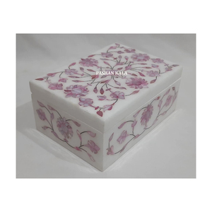 Boîte à bijoux en nacre rose incrustée de marbre blanc en forme de rectangle conception de fleurs à la main utilisée pour l'emballage de collier et les cadeaux - Product Image 2