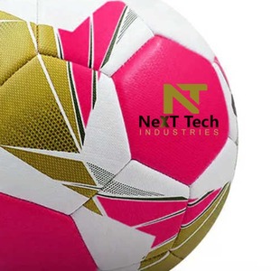 ลูกฟุตบอลเย็บมือ Next Tech Professional Match Ball สำหรับการแข่งขัน พร้อมดีไซน์และโลโก้ที่ออกแบบเองได้ - Product Image 3
