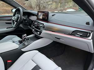 Offre promotionnelle : BMW M5 Competition Package 2023 d'occasion, faible kilométrage - Product Image 4