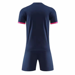 Conjunto de Camiseta de Fútbol Sublimada para Hombre, Rayas Rosa y Negro, Secado Rápido, Manga Corta, Uniforme Deportivo, 100% Poliéster, Personalizado para Equipo - Product Image 3