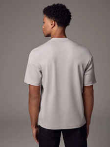 Camiseta informal para hombre, ropa de calle, proveedor, atuendo de moda para viajes, gimnasio, salón, uso diario, ajuste cómodo, venta al por mayor - Product Image 3