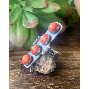 Anillo de hombre Harold Joe Spiny Oys y plata de ley, talla 5, con patrón geométrico y engaste de coral para uso diario - Product Image 4