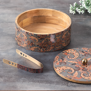 Boîte à roti classique en bois d'acacia avec pince en forme de boîte à chapati de forme ronde de haute qualité avec couvercle détachable d'Inde - Product Image 3