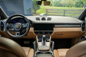 TURRBO SUPER CLEAN 2019 POR-SCHE CAY-ENNE TURRBO PRÊT À ÊTRE EXPÉDIÉ - Product Image 5