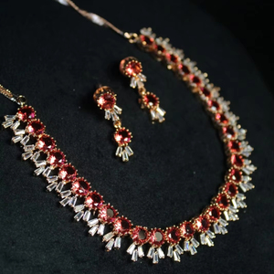 สร้อยคอทองเหลืองพร้อมเงินและมุกสำหรับเจ้าสาวงานแต่งงาน - Product Image 1