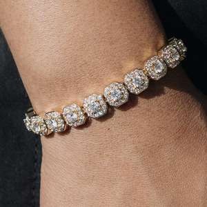 Bijoux Hip Hop pour femmes 8mm VVS Moissanite Diamant Micro Cluster Tennis Bracelet Argent Sterling 925 Placage Or Blanc 14k - Product Image 4