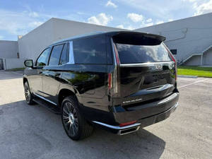 Cadillac Escalade Luxury 2022 d'occasion en excellent état - Product Image 3
