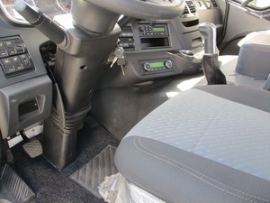 Nuovissimo 2022 FA W J6P-420/6x4/capo camion EURO 2 DIESEL 6 cilindri 265KW 420HP cambio automatico - Product Image 4