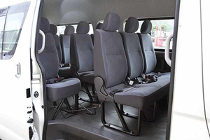 Fourgonnette de transport de passagers à toit haut de 16 places, modèle 2023, conçue pour un transport de groupe confortable et fiable - Product Image 6