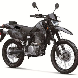 Supermotard homologué pour la route 2023 KLXx 300SM agile, propulsé par un moteur de 292 cm³. - Product Image 2