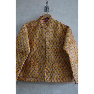 Veste en coton tissé matelassée réversible faite à la main, écologique, imprimé floral en blocs, manches longues, vêtements superposés pour femmes - Product Image 2