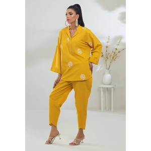 Conjunto Coordinado Bordado de Poliviscosa IPST-44172, Tela Crepé, Blusa de Manga Tres Cuartos - Product Image 1