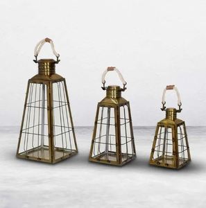 Linterna de latón antiguo de lujo con vidrio transparente y acero inoxidable Chapado en latón con mango de cuerda tejida para decoración del hogar y la boda - Product Image 1