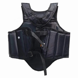 Protège-poitrine de haute qualité de couleur noire pour la boxe, équipement de protection corporelle pour les arts martiaux, équipement sportif, protège-poitrine de boxe - Product Image 4
