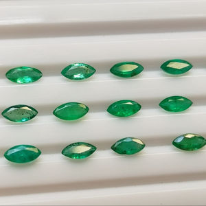Pierres précieuses en vrac taillées en marquise naturelle émeraude de Zambie de super qualité disponibles dans les prix de gros fournisseur en ligne affaire en gros - Product Image 1