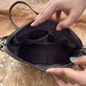 Top vente Western taillé à la main en cuir taureau outillage sac à bandoulière de haute qualité à la main en cuir véritable femmes sacs à bandoulière - Product Image 5