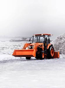 Tracteur compact agricole à transmission par engrenages 4x4 de 70 CV pour L6060 - Product Image 6