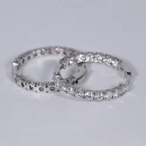 Exclusivos pendientes de oro blanco de 14 quilates con diamantes cultivados en laboratorio para mujer, con diamantes de claridad VVS. - Product Image 1