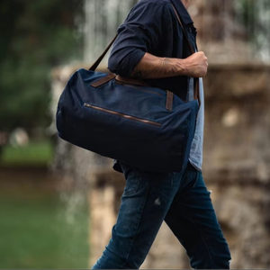 Bolsa de viaje de lona de cuero, lona duradera con herrajes de primera calidad para fin de semana, gimnasio nocturno, viajes de negocios, 2017 - Product Image 1