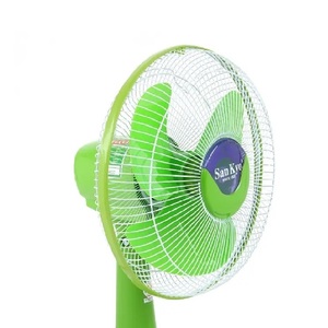 Ventilateur de table électrique classique multicolore pour l'intérieur et l'extérieur Appareils ménagers Hôtels Garages Source d'alimentation moderne en plastique durable - Product Image 1