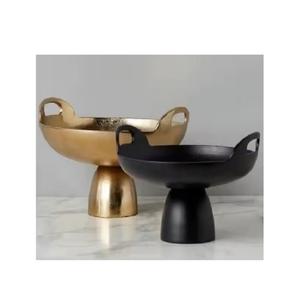 Cuencos de dátiles de color negro y dorado de hierro de diseño simple hechos con prácticas sostenibles perfectos para frutas secas y dátiles - Product Image 1