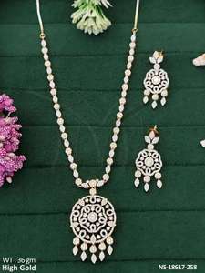 สร้อยคอเพชรสวิสสีทองสำหรับงานปาร์ตี้เครื่องประดับคุณภาพสูงสำหรับผู้หญิงทำมือระดับพรีเมียม - Product Image 4