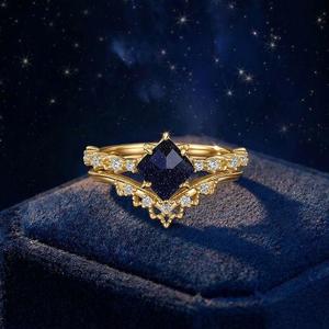 Ensemble de bijoux de mariée Jeulia Starburst en pierre de sable bleue et or, 2 pièces - Product Image 4