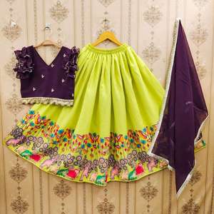 Estilo moderno Hermoso atractivo Traje de moda elegante Twell Silk Lehenga Choli & Dupatta con trabajo impreso pesado Exportador indio - Product Image 4