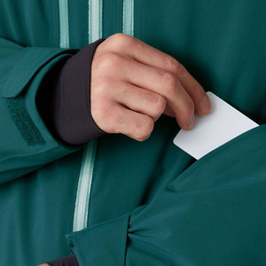 Veste de ski d'hiver confortable en plein air pour hommes veste de ski surdimensionnée de couleur personnalisée solide de vente chaude - Product Image 4