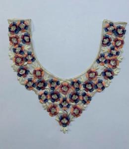 Motifs de cou brodés de luxe pour robes et hauts Décolletés brodés personnalisables pour les fabricants de vêtements qualité 100% - Product Image 2