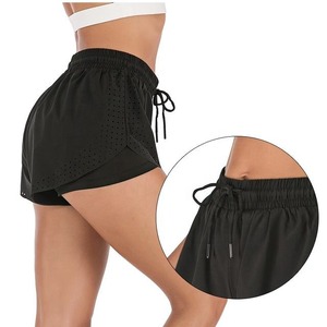 Venta al por mayor de nailon para entrenamiento de levantamiento de glúteos personalizado atlético a juego Sexy gimnasio Fitness verano Yoga Biker mujeres pantalones cortos conjuntos - Product Image 3