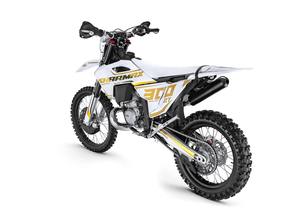 ชิ้นส่วนใหม่ sharmaxxxs experrt Pro 300 2T husqq edi. tion motorcyclle superr Sales บนมอเตอร์ไซค์พร้อมส่ง - Product Image 1