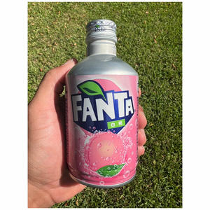 Toutes les boissons gazeuses comme le Coca Cola, le Japon Fanta pêche blanche et les canettes de sprite 330ml - Product Image 5