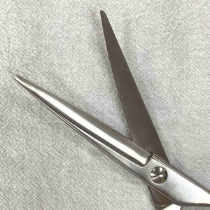 ชุดกรรไกรตัดผมสแตนเลส6นิ้วสำหรับมืออาชีพชุดกรรไกรช่างตัดผมออกแบบโลโก้ได้ตามต้องการ - Product Image 2