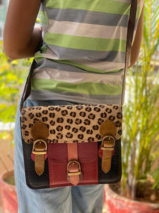 Sac à main en cuir recyclé de haute qualité sac à main pour femmes sac à bandoulière coloré élégant de vente en ligne - Product Image 2