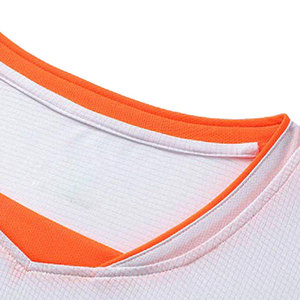 Vente en ligne de vêtements de football imprimés numériquement Personnalisez votre propre logo Vêtements de football Prix de vente en gros Uniforme de football pour hommes - Product Image 3