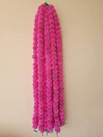 Rangkaian/Garland Bunga Marigold Merah Muda Plastik 4,5 Kaki untuk Dekorasi Gantung Pintu Rumah, Dinding, Natal, Pernikahan India, dan Pesta