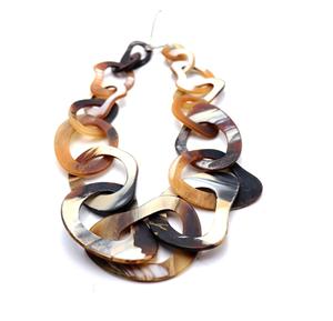 สร้อยคอเขาควายเคลือบแล็กเกอร์ทำจากไม้สีน้ำตาลเบจสร้อยคอเขาควายธรรมชาติทำด้วยมือสินค้าอินเดีย - Product Image 6